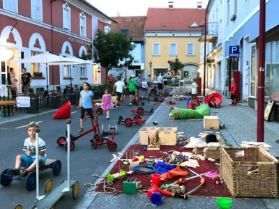 Langer Einkaufsdonnerstag Fürstenfeld 2022_Kinderprogramm Spielestraße